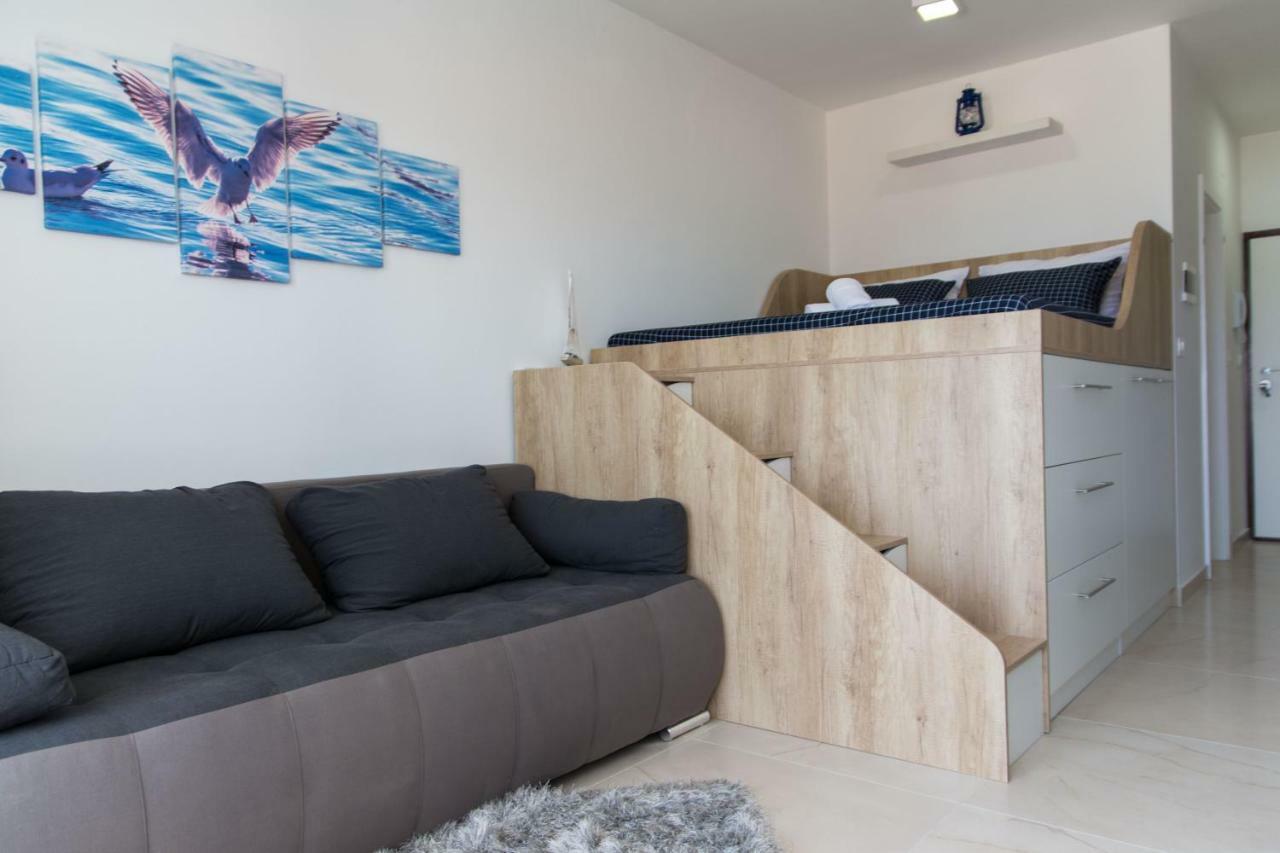 Apartment Quarko Kaštela Dış mekan fotoğraf